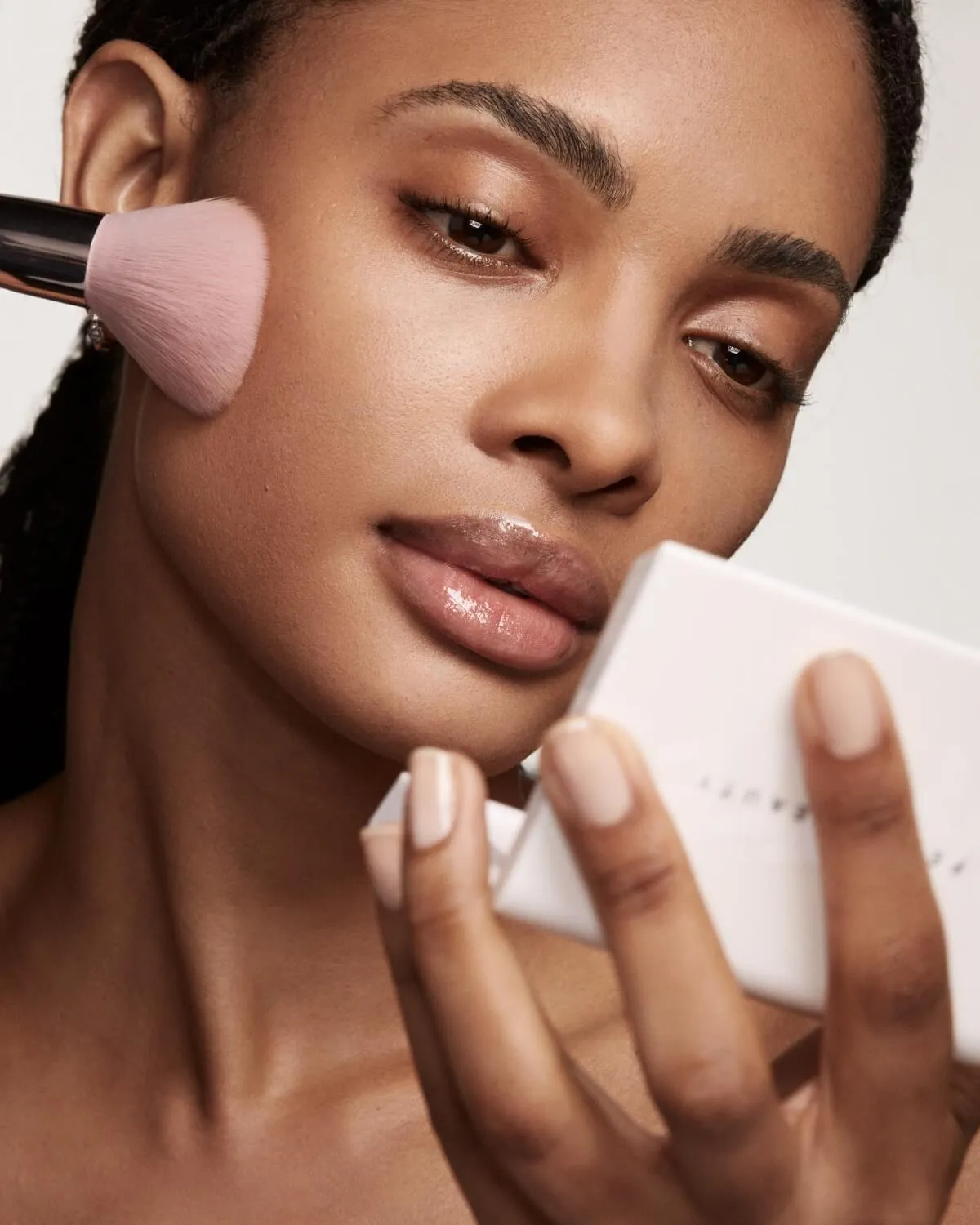 Invisimatte Instant Setting   Blotting Powder