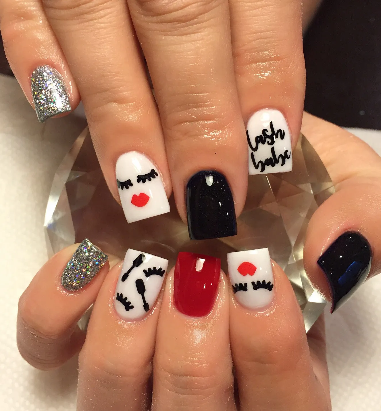 Lash Babe Nail Decals | Black & Red